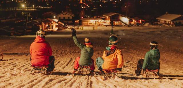 Rodel Event für Teams mit Flutlicht Rodel Event für Teams mit Flutlicht