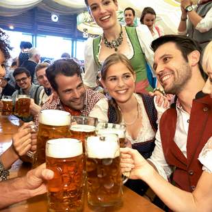 Gruppentour zu den Cannstatter Wasen Gruppentour zu den Cannstatter Wasen