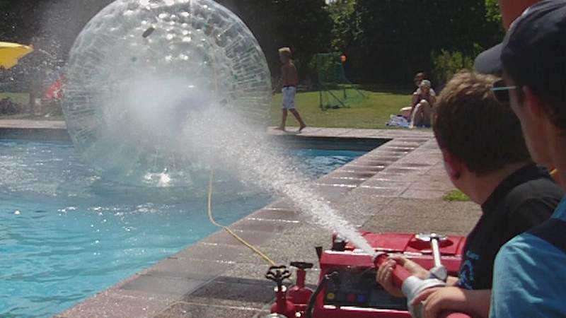 Zorbing - Ultraball als Teamevent in Rostock