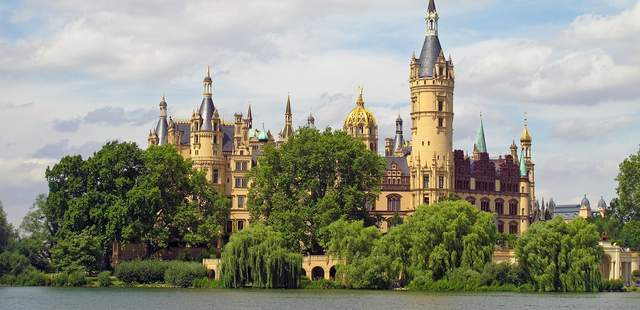 Schloss Schwerin Märchentag in Schwerin