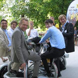 ConferenceBike Biertour München BierTour auf dem ConferenceBike