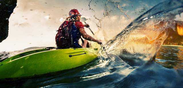 Dem Sonnenuntergang entgegen Kanutour auf dem Bodensee