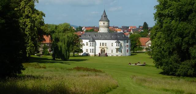 Rund um Schloss Oelber Rund um Schloss Oelber
