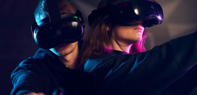 VR Erlebnisbox mit Pizzabuffet Mo. - Do. VR Erlebnisbox mit Pizzabuffet Mo. - Do.