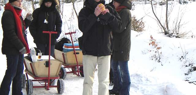 Winterspaß! Boßeln um Hamburg mit Abendessen