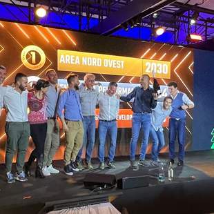 xpert teambuilding - Buzzer Quiz Show Christmas Quiz-Battle