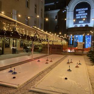 Eisstockschießen Berlin Friedrichstraße Eisstockschießen - Friedrichstraße Berlin