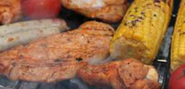 BBQ Grillbuffet Barbecue mit verschiedenen Erlebnis-Events