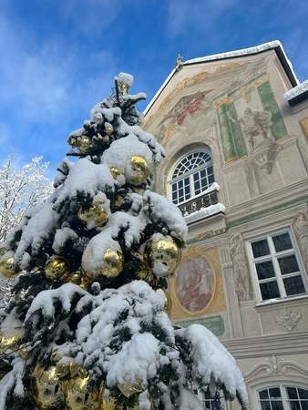 Faszination Nachtbogenschießen im Fackellicht