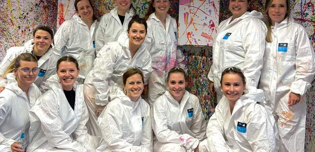 ART WAVE - Action Painting Teamevent ART WAVE - Action Painting Teamevent